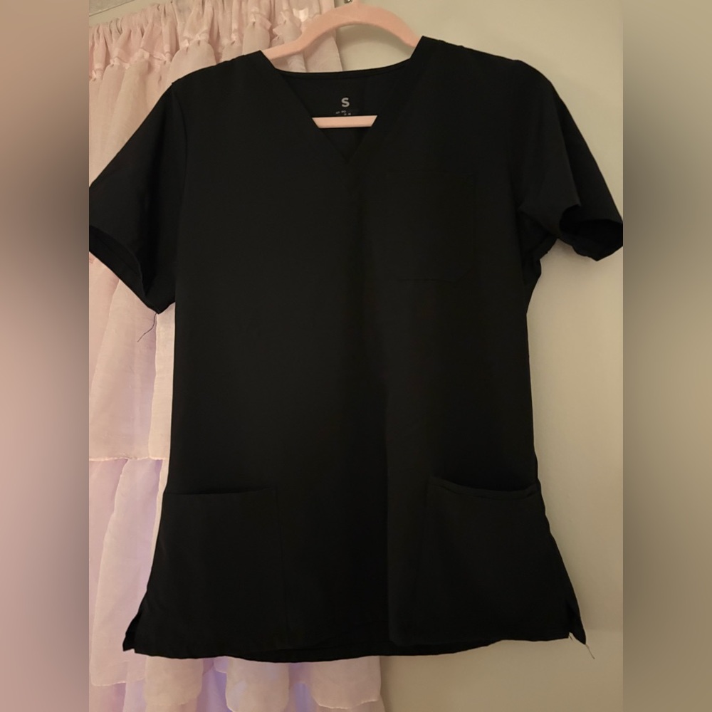Black V-Neck Scrub Top